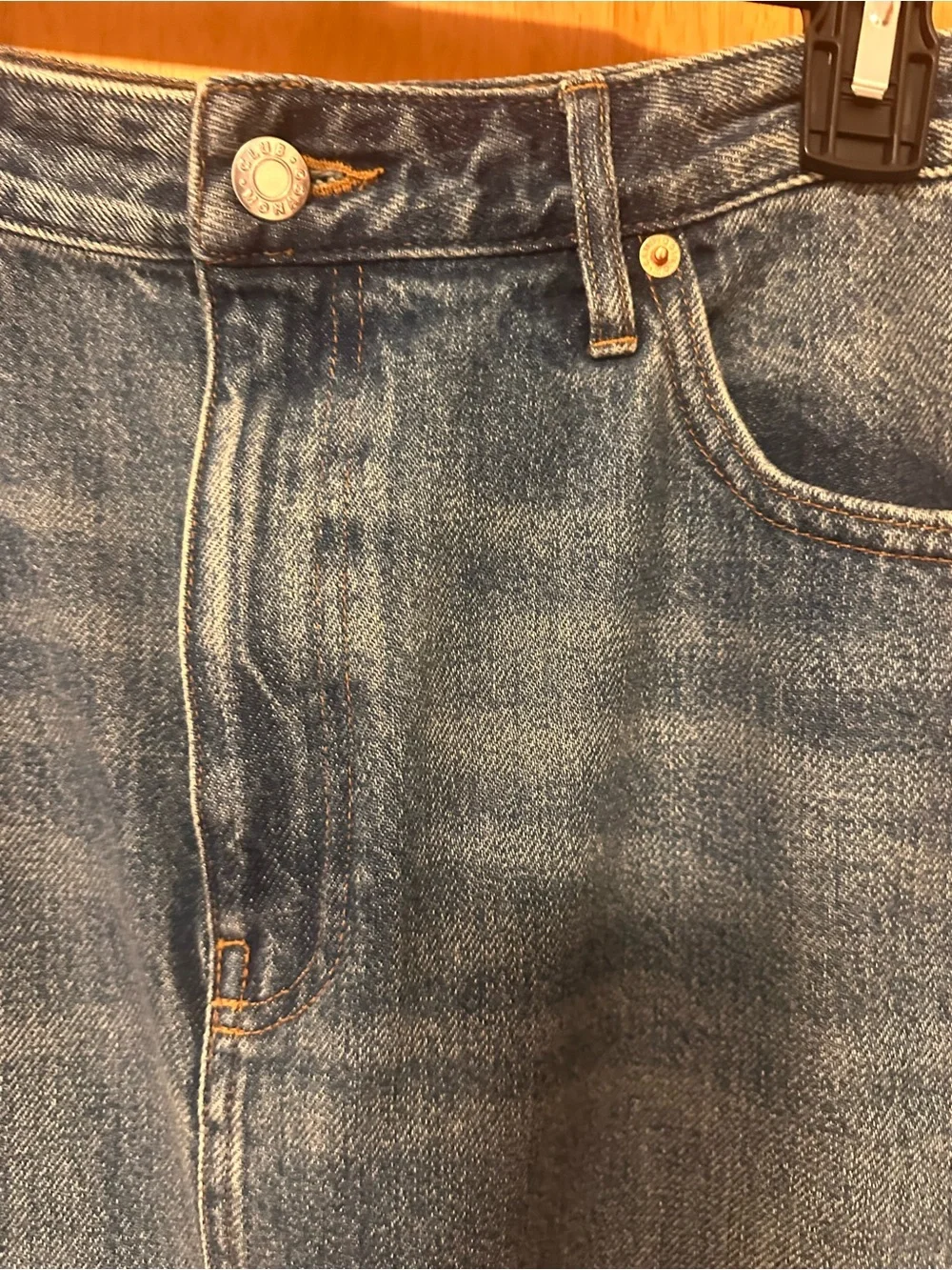 NWT Club Monaco Medium Wash Denim Midi Pencil Skirt Size 30